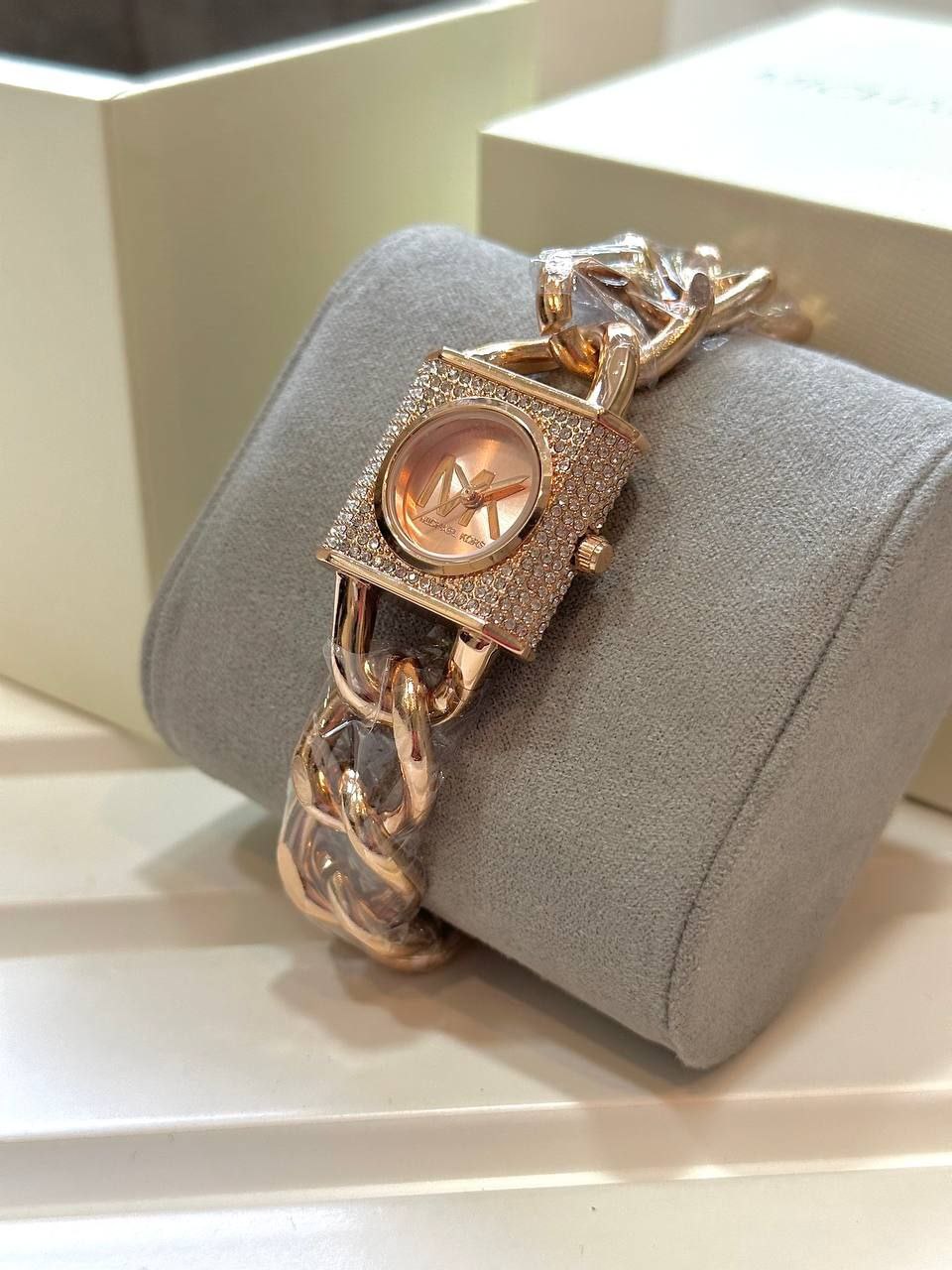Michael Kors Luxury Rose Gold Watch